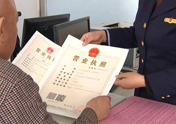 如何保證西安西瑪電機(jī)在使用過程中的維護(hù)保養(yǎng)。
